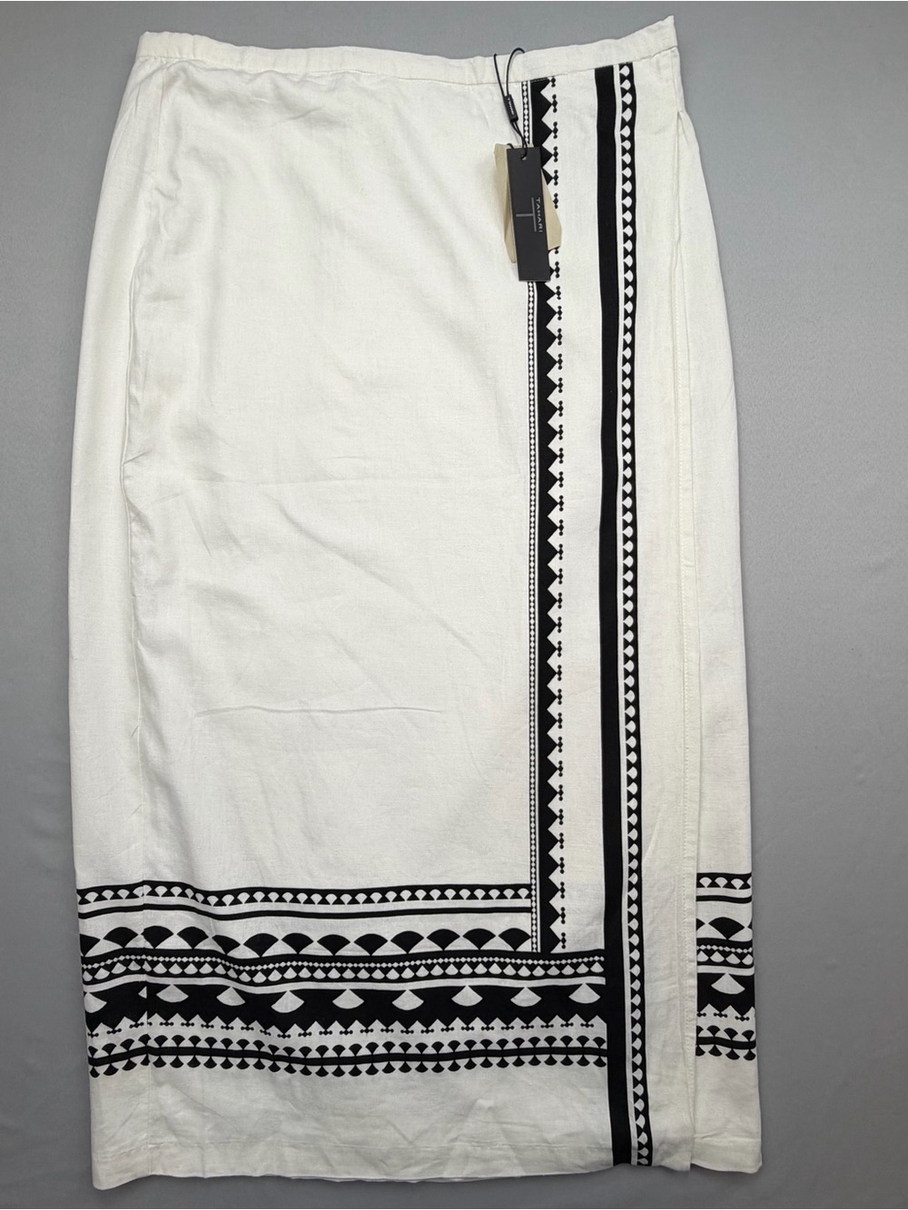 NWT Tahari White Black Geo Pattern Linen Blend Midi Maxi Skirt Size Medium - Picture 2 of 15